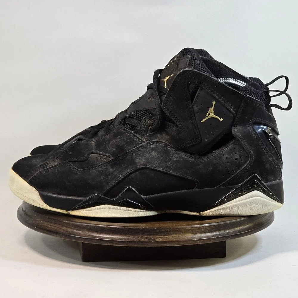 Jordan True‎ Flight Shoes Mens Size 7Y Black Gold 343795-026 Basketball Sneakers